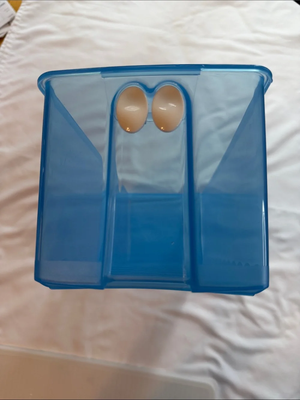 Tupperware durable blue